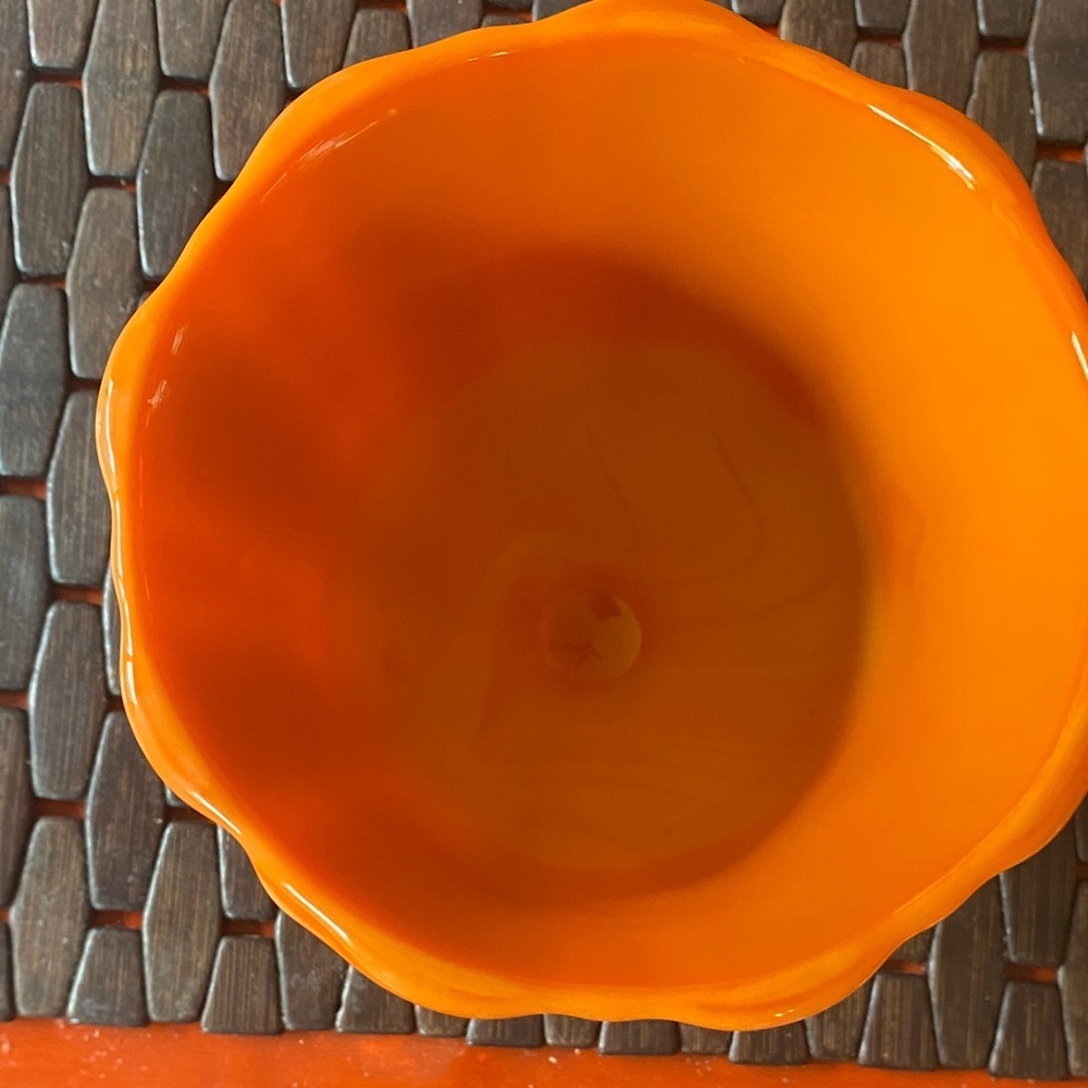 Mid 20th Century L E Smith Bittersweet Glass Art lidded jar - Picture 5 of 8